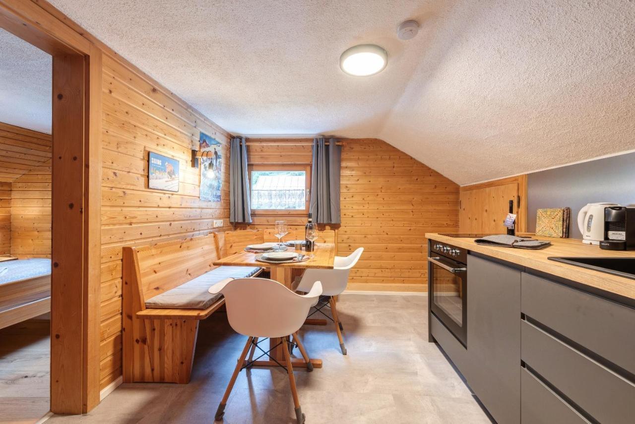 Chalet Stanzertal Strengen Buitenkant foto